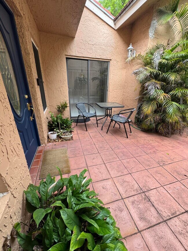 Building Photo - 23261 Boca Club Colony Cir