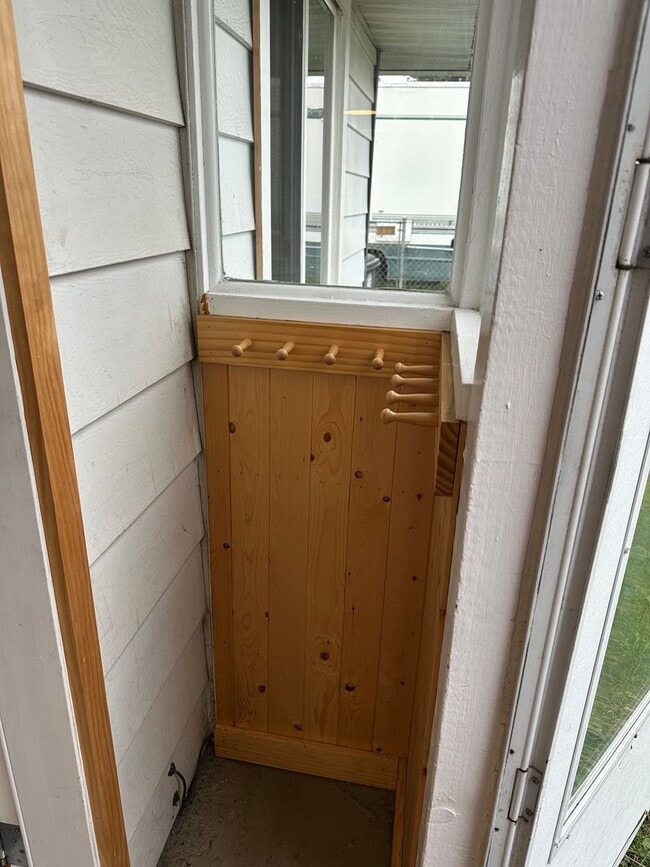 Building Photo - 6 month or 18 month lease offered for remo...