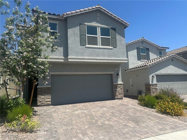Building Photo - 6988 Sylmar Ave