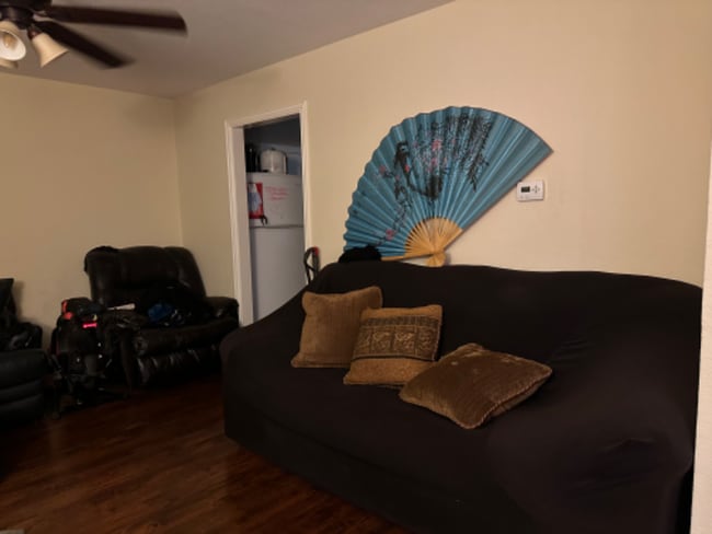 Building Photo - 1729 Chip-N-Dale Dr