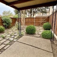 Primary Photo - 3142 Pebblebrook Ct