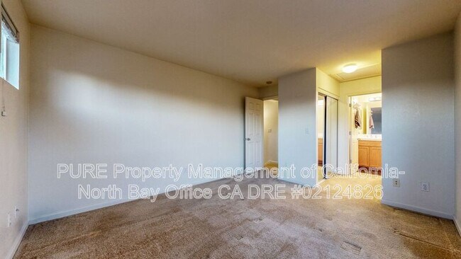 Building Photo - 2024 Northfield Dr