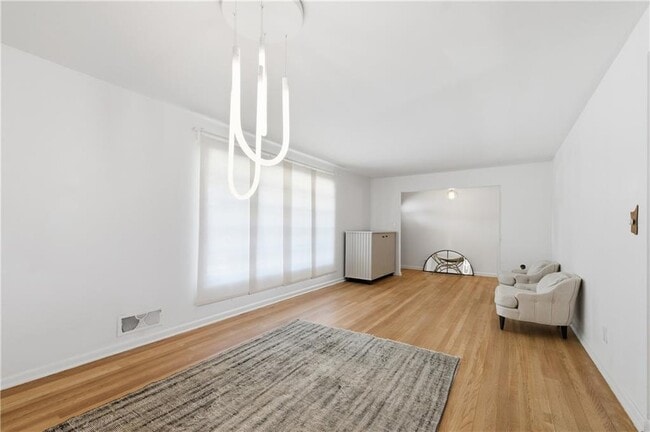 Building Photo - 3457 Springside Dr