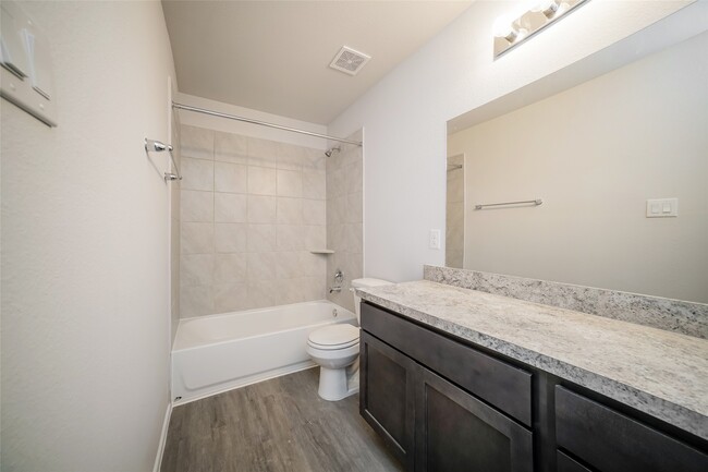 Building Photo - 311 Pronghorn Dr