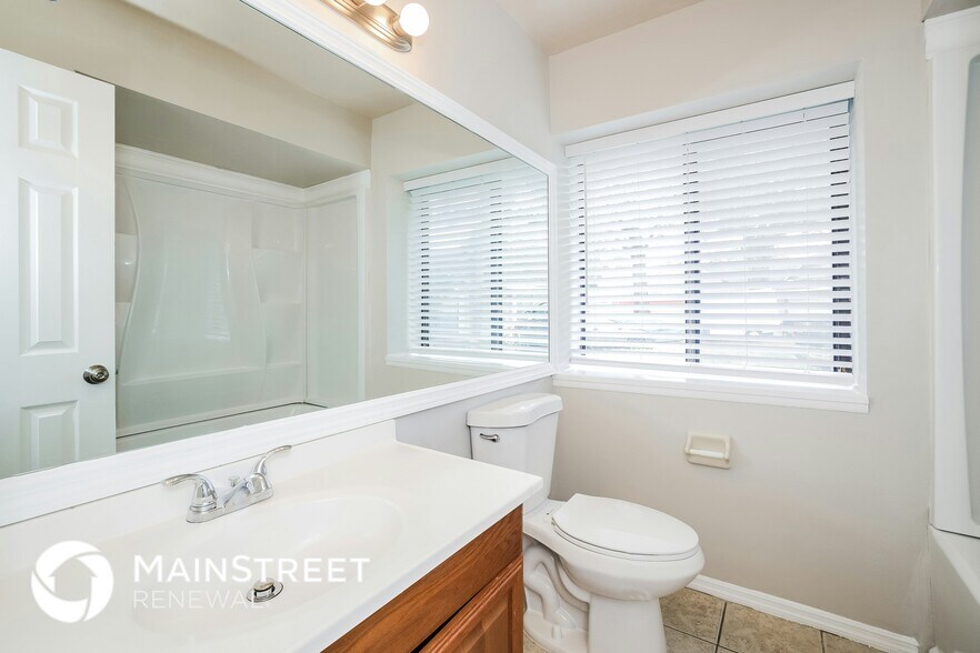 Building Photo - 2403 Covedale Ct