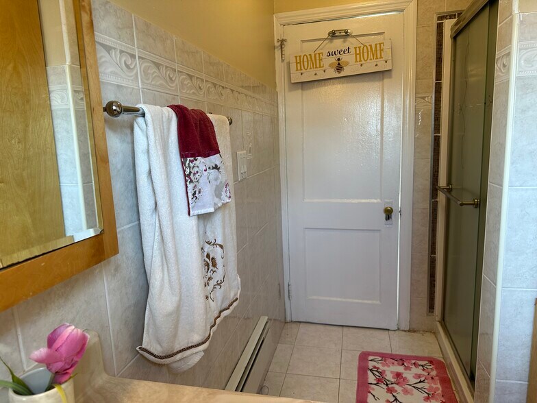 Building Photo - 269 N 1st Ave