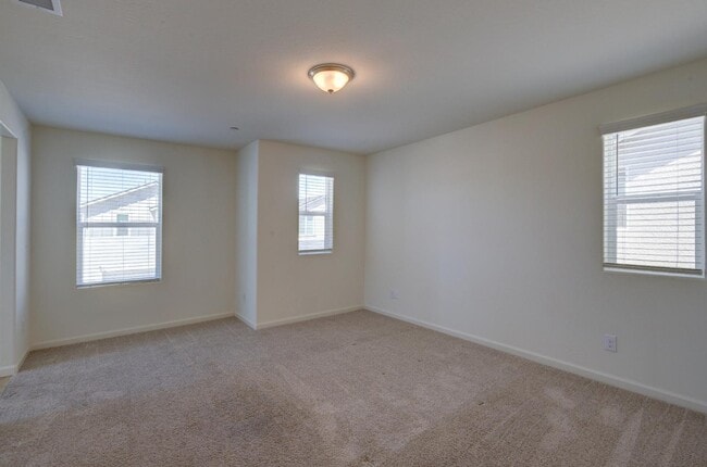 Building Photo - 6313 E Meritage Dr