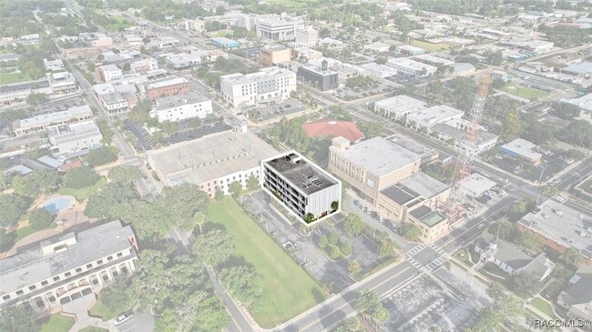 Building Photo - 302 SE Broadway St