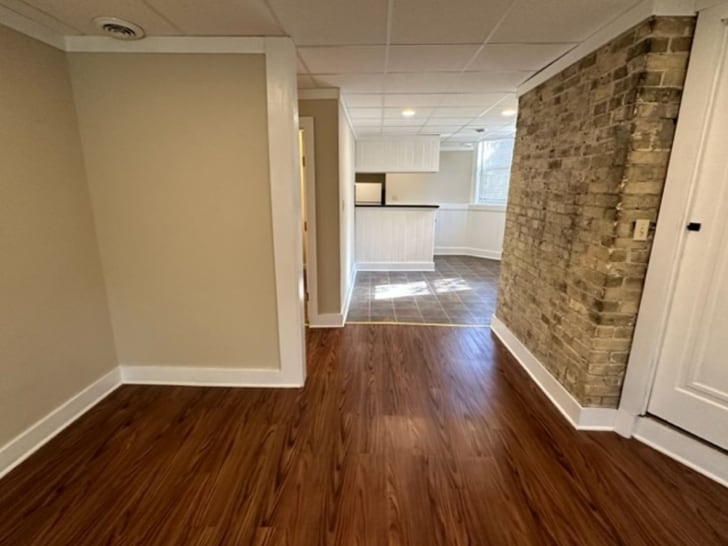 Building Photo - 2500 N Bartlett Ave