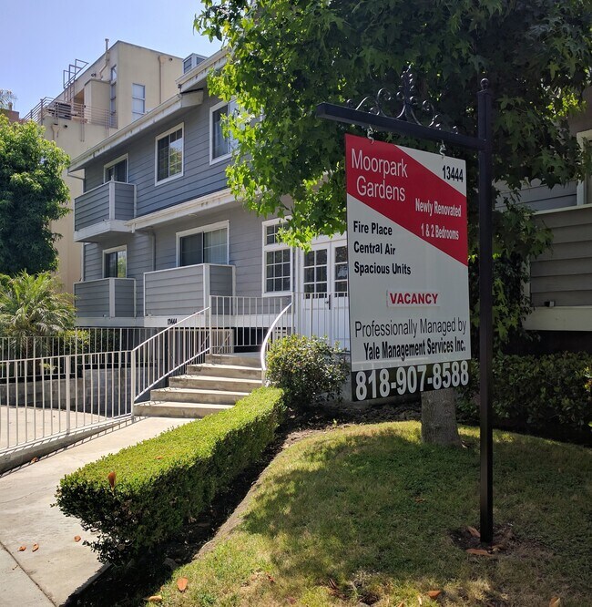 Primary Photo - 13444 Moorpark St