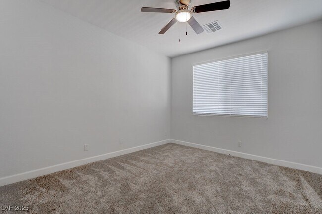 Building Photo - 72 Dollar Pointe Ave