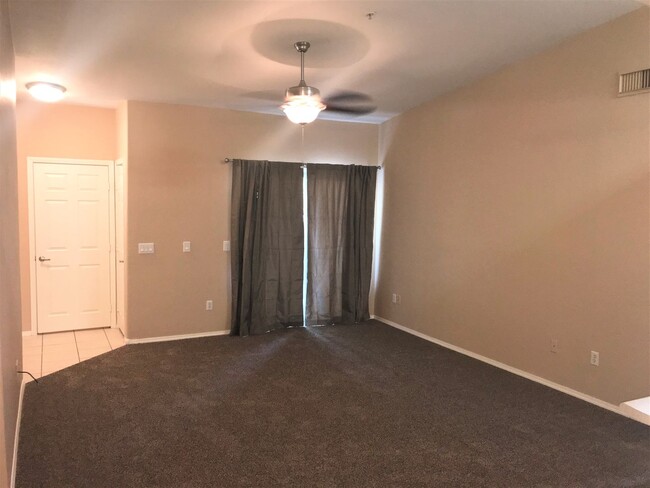 Building Photo - **SPECTACULAR - 2BEDROOM/2BATHROOM/1GARAGE/GATED CONDO (SOUTHERN & CRISMON)**
