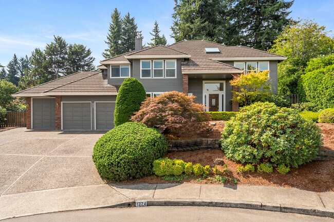 Building Photo - 1324 Stonehaven Dr