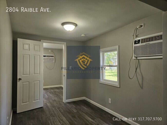 Building Photo - 2804 Raible Ave