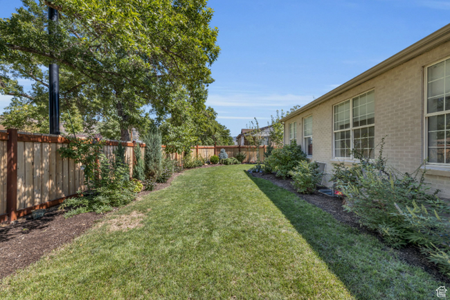 Building Photo - 676 N 1200 W