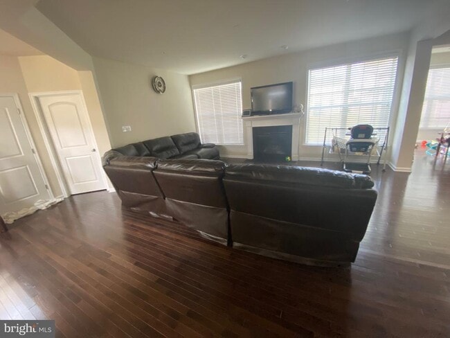 Building Photo - 4806 Calibri Ct