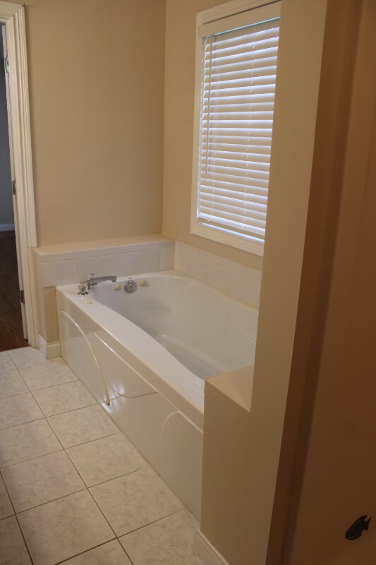 Building Photo - 4504 Langly Ct