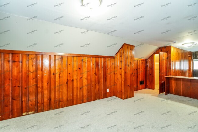 Building Photo - 1357 E Weber Rd