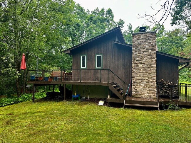 Building Photo - 95 Split Rock Dr