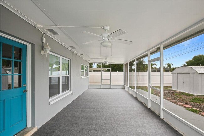 Building Photo - 29737 Seacol St