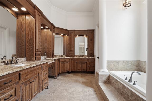 Building Photo - 3417 Madison Ct