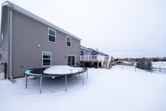 Building Photo - 20817 Guthrie Dr