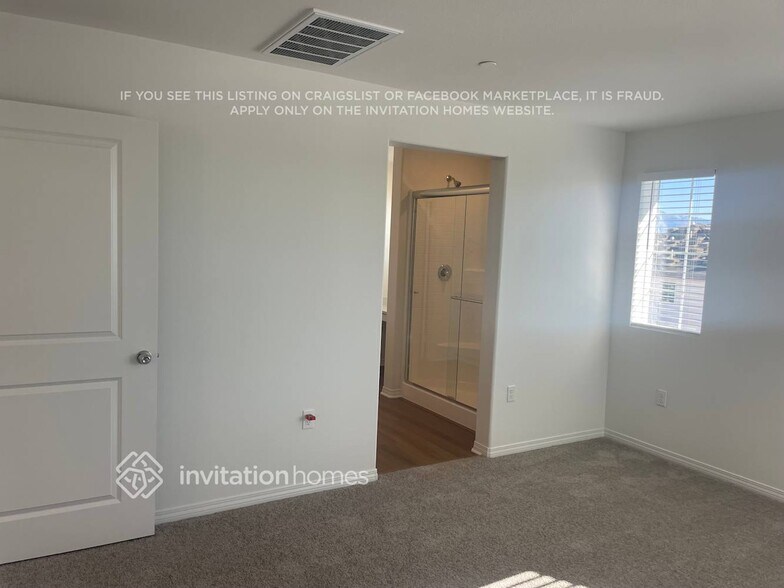 Building Photo - 2451 Gunner Ridge Way