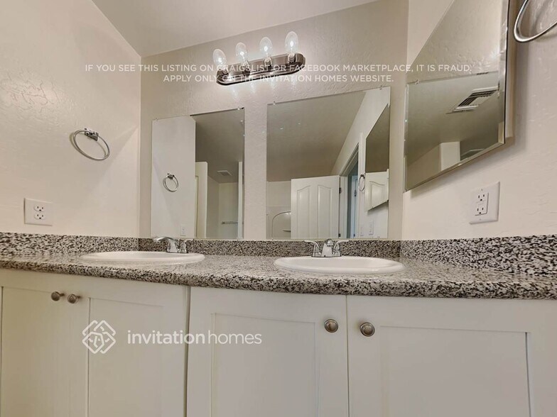 Building Photo - 35390 N Gurnsey Trail