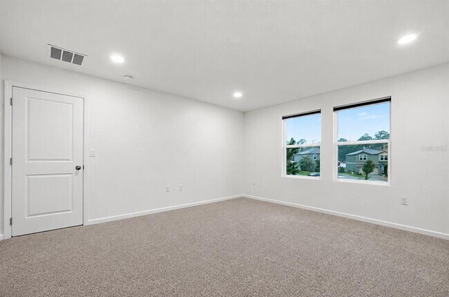 Building Photo - 2270 Hemingway Cir