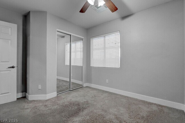 Building Photo - 6469 Abbey Door Ct