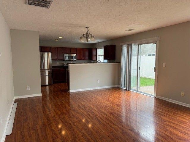 Building Photo - 3698 Roseman Landing