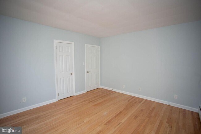 Building Photo - 196 Munger Ave