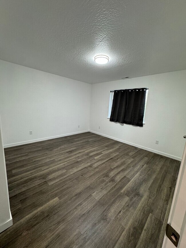 Building Photo - GEAW5