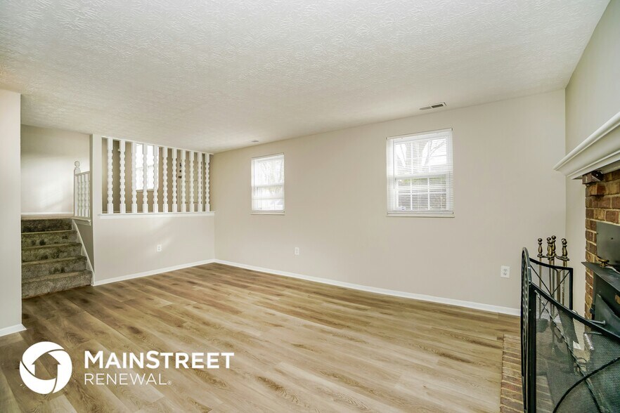 Building Photo - 2871 Yankee Doodle Dr