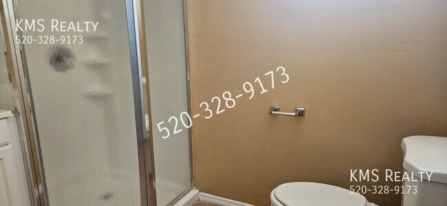 Building Photo - 3536 E Blacklidge Dr