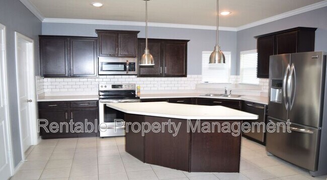 Building Photo - 3136 Rockwell Ln