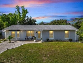 Building Photo - 4754 Lake Shore Dr