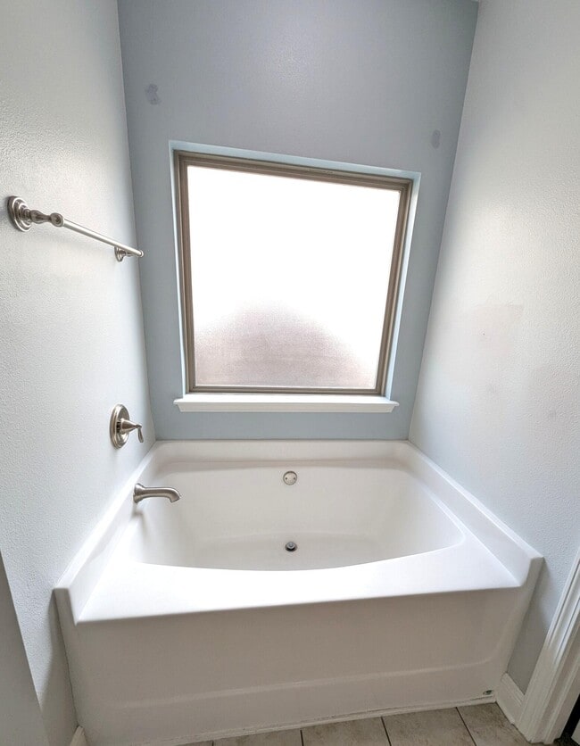 Building Photo - 1759 Brantley Dr