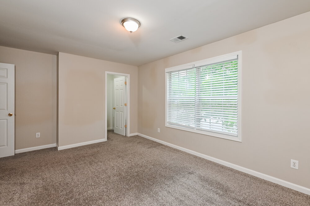 Building Photo - 854 Langley View Ct