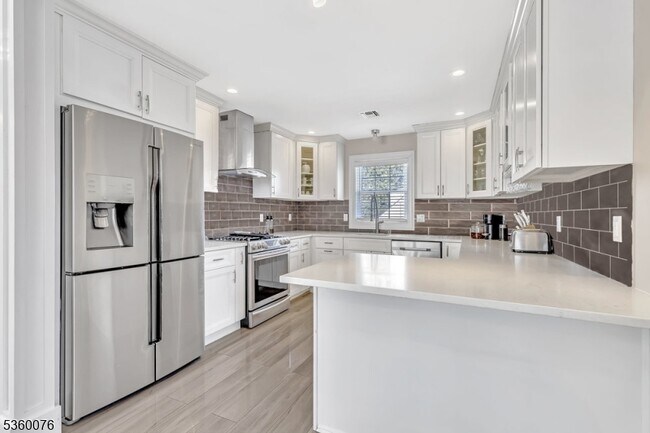 Building Photo - 46 Cortlandt St