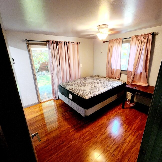 Building Photo - 488 Kaiolohia St