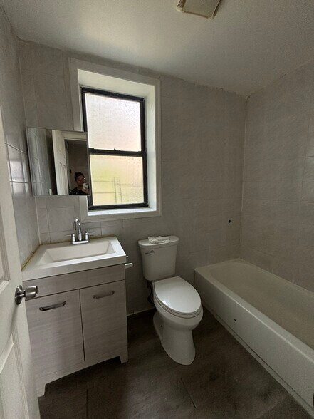 47 Milford Ave 1 - 41 Milford Ave