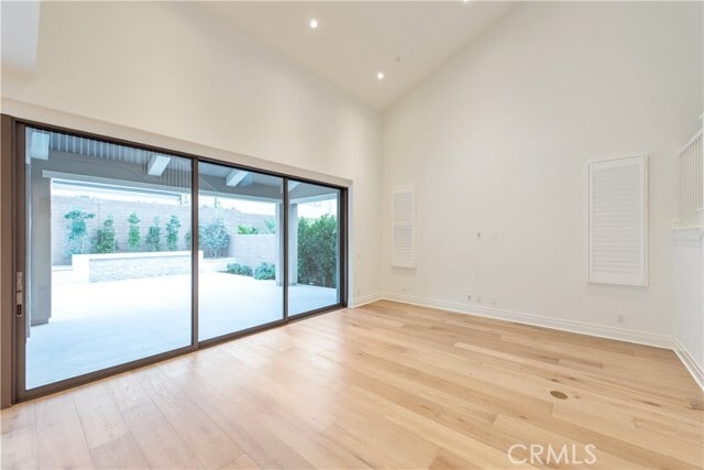 Building Photo - 114 Limone