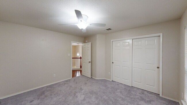 Building Photo - $2,095 FOR A GORGEOUS HOME BY FORT HOOD!