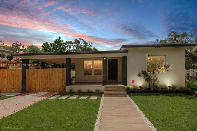 Building Photo - 5530 NW 5th Ave