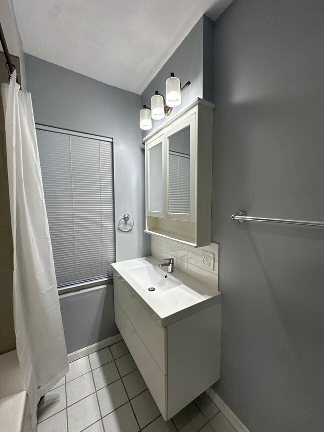 Building Photo - Erie