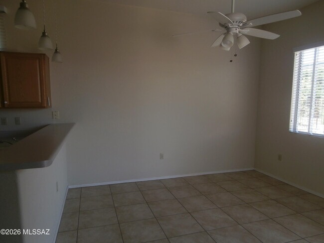 Building Photo - 948 W Ashworth Rd