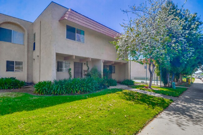 Building Photo - 6871 Alvarado Rd