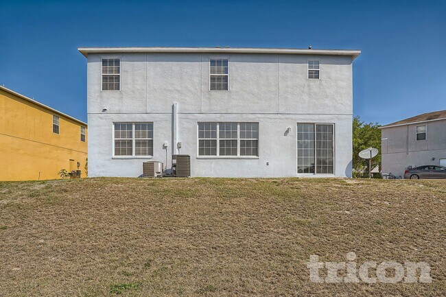 Building Photo - 10624 Bamboo Rod Cir