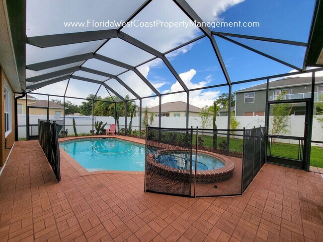 Building Photo - LARGE PARRISH POOL HOME! FENCED YARD! PET FRIENDLY! AVAILABLE FOR JUNE! LONG TERM LEASE!